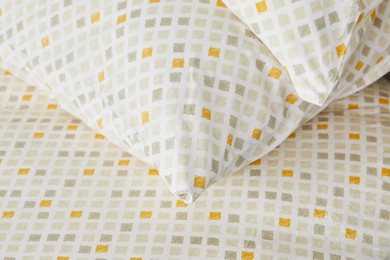 Close up of the Feather & Stitch 100% Cotton Sheets